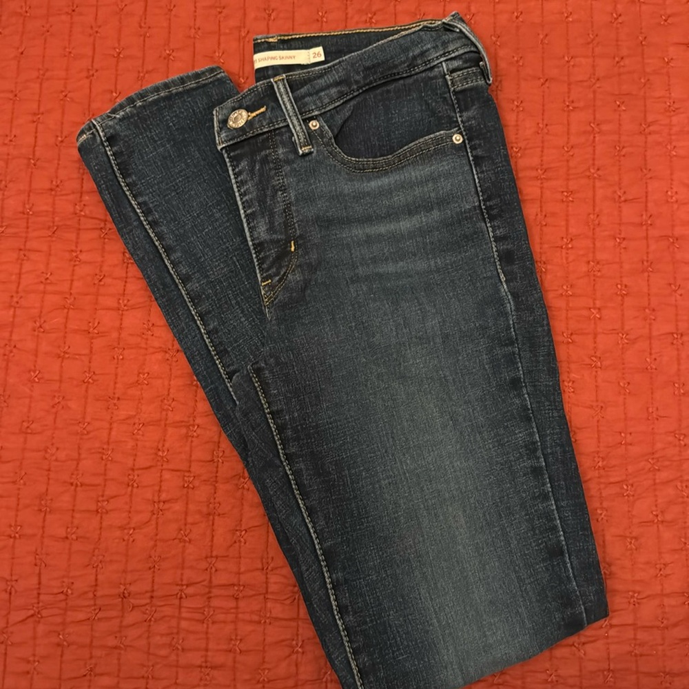 Levi’s 311 Shaping Skinny size 2